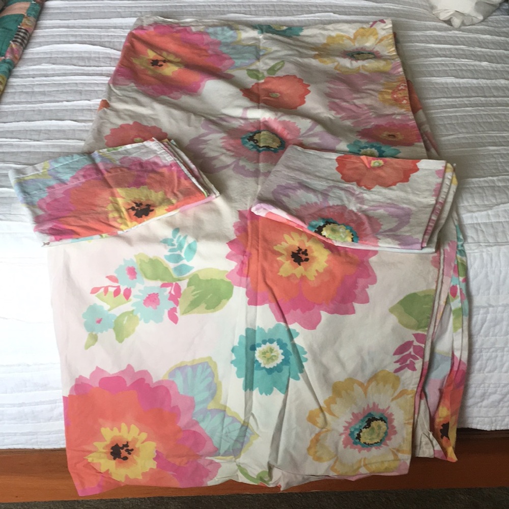 Full size Pottery Barn teen duvet and pillow cases